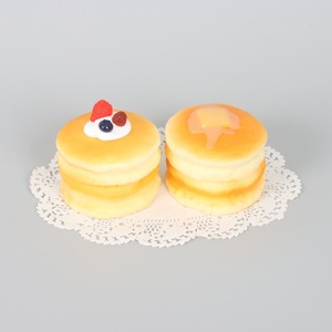 ของเล่นบีบเค้กซูเฟล่เนื้อนุ่ม รูปขนมปังมัฟฟิน วัสดุ PU รุ่น PS-3020 สำหรับทุกเพศ - Product Image 1