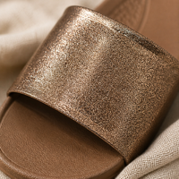 Fabricant de chaussures pour femmes sandales mules pour femmes chaussons pour femmes