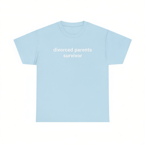 Maglietta Divorced Parents Survivor unisex per adulti, manica corta, girocollo, stampata serigrafica - Product Image 2