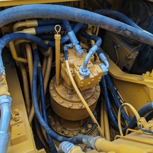 Excavatrice hydraulique Caterpillar 323D2L d'occasion, année 2022, origine Japon, moteur, pompe et roulement inclus - Product Image 6