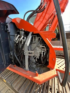 Travaux de manutention dimensionnés Excavatrice Hitachi 135US importée du Japon, fiable pour les moyennes - Product Image 3