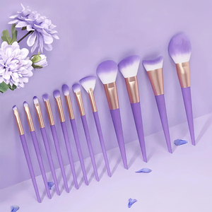 ชุดแปรงแต่งหน้า 12 ชิ้น สีม่วง พร้อมโลโก้สั่งทำ ด้ามไม้ ขนแปรงสังเคราะห์ หัวแปรงอะลูมิเนียม สำหรับรองพื้นและแต่งหน้า - Product Image 1