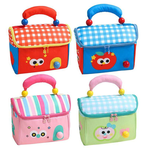 Bolsa Térmica para Lonchera con Diseño de Cabaña de Manzanas de Cuento de Hadas, Forro de Poliéster, Dibujos Animados Divertidos para Niños, para 4 Personas, Hecha de Oxford - Product Image 5