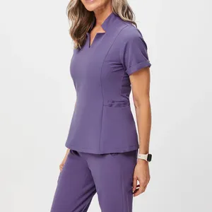 Commercio all'ingrosso personalizzato manica corta blu caraibico confortevole Jogger da donna Fashion Design infermiera medica uniforme scrub medico Set