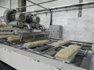 Máquina automática de fabricación de Fideos Fritos, línea de productos de <span class=keywords><strong>Pasta</strong></span> para Fideos <span class=keywords><strong>Instant</strong></span>áneos - Product Image 2