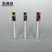 Faible QUANTITÉ MINIMALE DE COMMANDE clair nouvelle conception unique de luxe vide 5 ml 5 ml rose or argent brillant à lèvres tubes pour brillant à lèvres