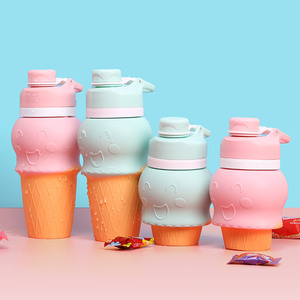Nouvelle bouteille d'eau pliable en silicone colorée, légère et compacte, au design unique, brevetée BSCI, pour enfants - Product Image 2