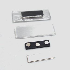 Badge <span class=keywords><strong>magnétique</strong></span> réutilisable en plastique <span class=keywords><strong>transparent</strong></span> avec aimant puissant - Product Image 1