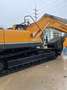 Excavatrice sur chenilles Hyundai R305 225 245 d'occasion, bonnes performances, puissante et durable, en bon état - Product Image 3