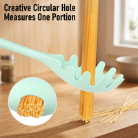 Cuillère à pâtes en silicone en gros, cuillère à spaghetti en forme de griffe, 4 couleurs pour restaurants, hôtels et traiteurs