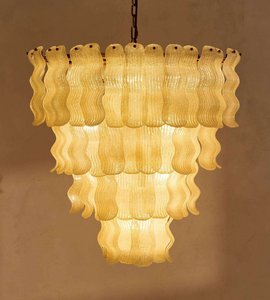 Lampadario in Vetro Artigianale Stile Nordico, Ideale per Salotti Familiari, Hotel e Sale da Pranzo - Product Image 5