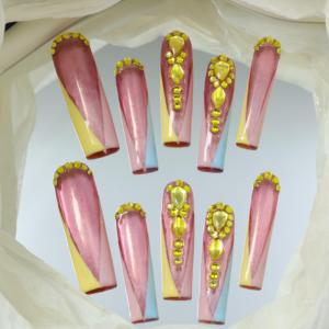 Venta al por mayor de pegatinas de uñas acrílicas de alta gama, hechas a mano, uñas postizas cuadradas largas de cobertura completa, con diseños de diamantes de imitación personalizables. - Product Image 1
