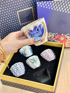 Ensemble de 5 tasses à lait en porcelaine osseuse russe de couleur mélangée avec boîte cadeau, compatibles lave-vaisselle, pour usage domestique - Product Image 3