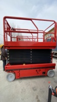 Platform Kerja Udara Hidrolik Mini 4m 6m 8m 10m 12m 14m, Lift Gunting Bergerak Sendiri Elektrik dengan Sertifikasi CE