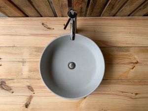 Lavabo Cylindrique Moderne Minimaliste en Béton Gris Clair, Vasque à Poser pour Salle de Bain - Product Image 3