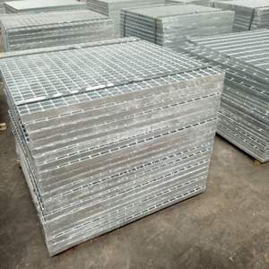 Grille en acier galvanisé à chaud avec revêtement en zinc haute résistance pour passerelles, plateformes, appartements et parcs - Product Image 3