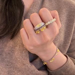 Anillo de Plata Pura S925 con Incrustaciones de Diamantes Amarillos de Alta Calidad, Diseño de Círculo Completo, Joyería de Lujo - Product Image 1