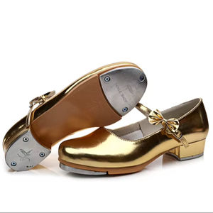 <span class=keywords><strong>Chaussures</strong></span> de <span class=keywords><strong>claquettes</strong></span> professionnelles personnalisées avec logo OEM en gros pour les filles dansantes <span class=keywords><strong>Chaussures</strong></span> de <span class=keywords><strong>claquettes</strong></span> rouges bon marché - Product Image 4