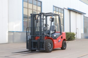 Montacargas Diésel de 3 Toneladas con Certificación CE CPC30 de Combustión Interna Contrabalanceado - Product Image 3