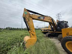 Excavatrice Caterpillar 330D2 d'occasion de taille moyenne 30 tonnes en bon état, sans réparations importantes, en stock - Product Image 2