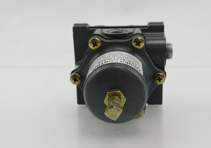 Regulador de Aire de Alta Precisión 67CFR-225, 67CFR-226 - Product Image 5
