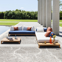 Ensemble de canapé d'extérieur moderne et table basse pour cour, balcon, jardin, meubles de loisirs en plein air imperméables au soleil en bois massif