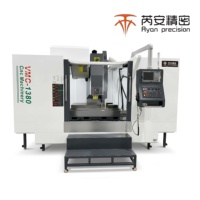 Centre d'usinage vertical CNC robuste VMC1380, commande Siemens 828D, 5 axes, 3 axes, magazine à outils 24T, THK BT40