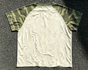 Camiseta de Manga Corta con Estampado de Camuflaje para Hombre, Corte Regular, Cuello Redondo, Tejido Casual - Product Image 3