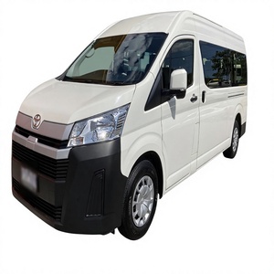 Super propre, Toyota Hiace Bus 2020, 11-20 places, transmission automatique, essence, conduite à droite, vitesse maximale supérieure à 130 km/h, à vendre - Product Image 1