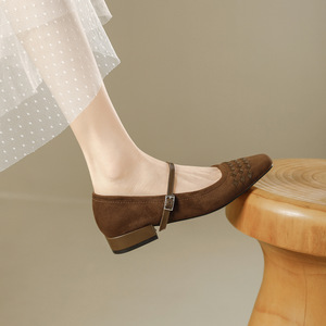 Zapatos Planos de Mujer Tipo Mary Jane en Gamuza Sintética Marrón, Punta Cuadrada, Correa con Hebilla, Transpirables, para Todas las Temporadas - Product Image 2