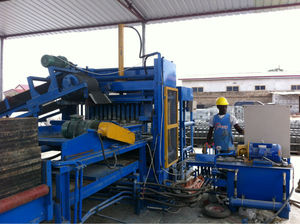 <span class=keywords><strong>QT8</strong></span>-15BSemi-Automatic Khóa liên động khối máy làm cho đúc bê tông gạch và khối - Product Image 3