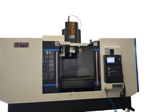 Huazhong <span class=keywords><strong>Cnc</strong></span> CV-1680 Z-As Harde Rail Bewerkingscentrum Bt50 Spindel Mitsubishi Control Nieuw - Product Image 2