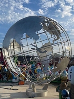 Décor de parc extérieur Sculpture de globe du monde en acier inoxydable Décoration extérieure de jardin Sculpture de globe du monde en acier inoxydable en métal