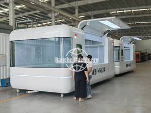 Remorque de camion de nourriture multifonctionnelle pour hot-dogs et glaces en plein air avec construction en acier inoxydable pour la restauration mobile personnalisée - Product Image 4