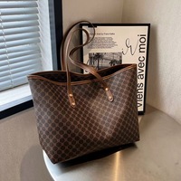 Tas Tote Trendy 2026 untuk Wanita, Tas Tangan Serbaguna Kelas Atas, Tas Selempang Viral dengan Kapasitas Besar