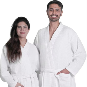 Albornoz de Waffle Blanco Unisex (1 Pieza) Lujoso Cierre de Cordón Ligero Estilo Romántico ODM 100% Bata de <span class=keywords><strong>Ducha</strong></span> de Algodón - Product Image 1