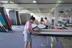 Livraison rapide FUNSPORTS Planche de paddle gonflable en PVC de 11 pieds avec grand rangement Garantie de 3 ans pour la navigation en eaux océaniques - Product Image 6