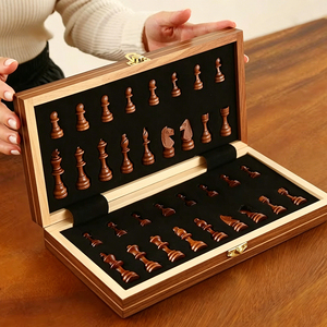 Jeu d'échecs de luxe en bois de haute qualité pour le dropshipping et la vente en gros, pièces d'échecs en métal 24*24cm pour jeux de société - Product Image 3