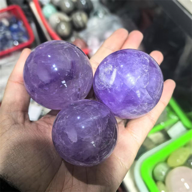 Sfera di cristallo ametista