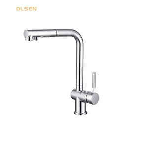 Mélangeur <span class=keywords><strong>de</strong></span> <span class=keywords><strong>cuisine</strong></span> à poignée unique monté sur un pont en cuivre, robinet <span class=keywords><strong>de</strong></span> <span class=keywords><strong>cuisine</strong></span> à retrait, robinets pour projet d'appartement et d'hôtel - Product Image 1