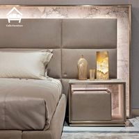 Lit sur mesure de luxe léger, style américain, tête de lit capitonnée, lit king-size moderne simple, lit double pour chambre principale