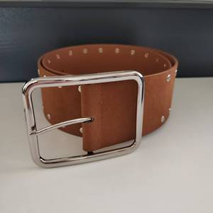 Cinto Feminino de Pernas Largas com Fivela de Liga Metálica de Designer, Venda Direta da Fábrica - Product Image 3