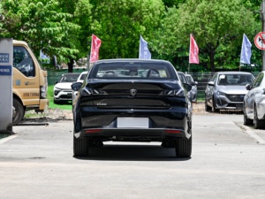 Dongfeng Peugeot <span class=keywords><strong>408</strong></span> d'occasion de haute qualité, automatique, conduite à gauche, intérieur cuir, traction avant, moteur turbo, <span class=keywords><strong>prix</strong></span> de gros bas - Product Image 4