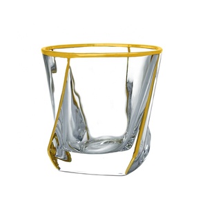 N29 Vente en gros gobelet en verre à whisky de luxe gobelet en verre peint à la ligne dorée torsadée gobelet en verre - Product Image 1