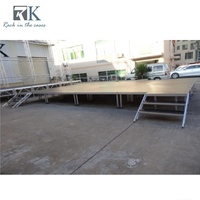 Scène modulaire robuste en aluminium pour événements, avec escaliers et garde-corps, pour mariages, concerts et autres événements