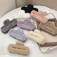 Yi sucre hiver chaud grande pince à cheveux pince à cheveux élégante en peluche requin pince à cheveux pour cheveux épais femmes