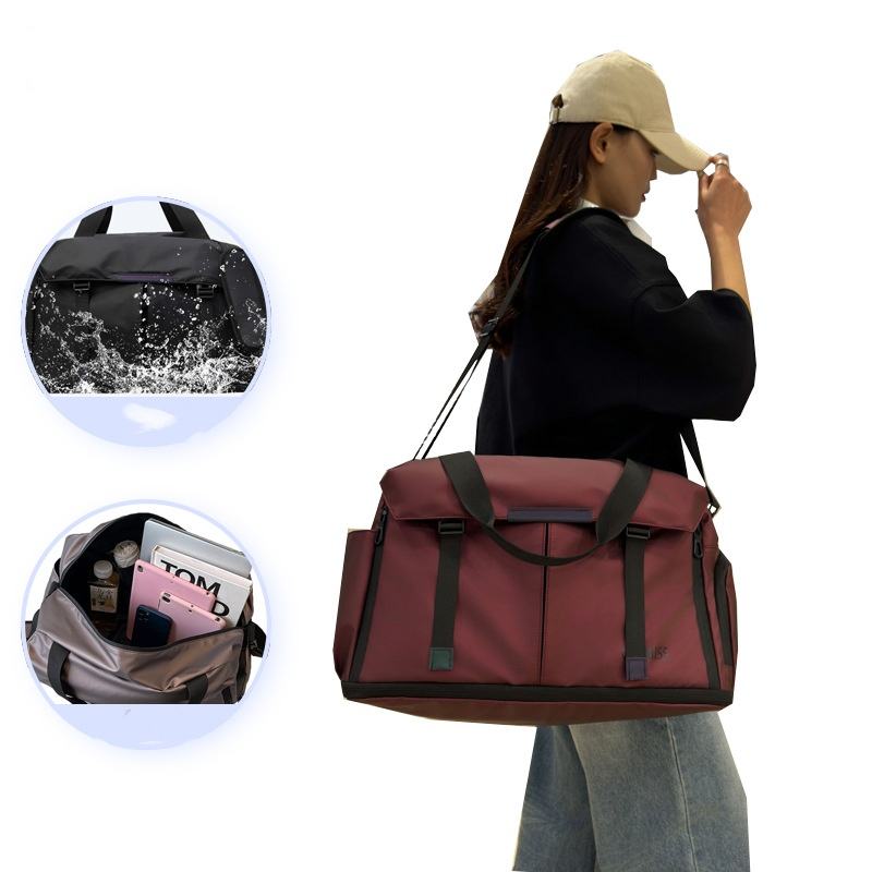 สีแดงไวน์