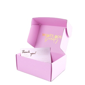 Caja de Envío Impresa con Logotipo Personalizado, Color Rosa Corrugado, con Estampado en Dorado - Product Image 1