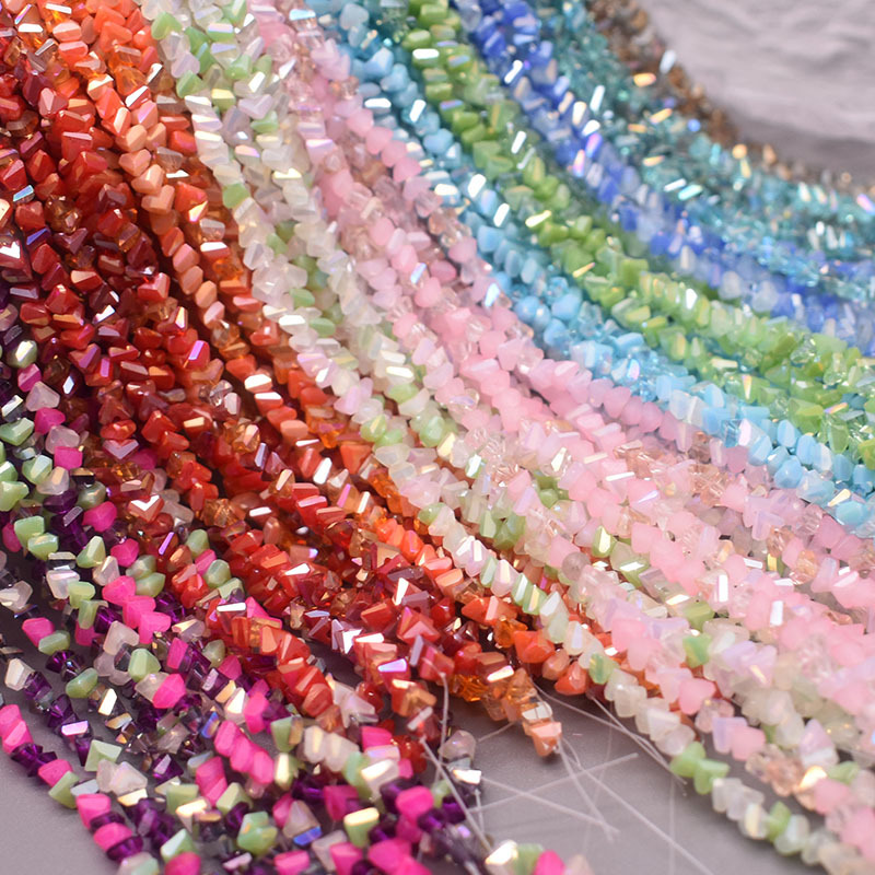 New Color 4mm 122pcs Triangle Crystal Glass Beads Charm Red Pink Loose Beads Jewelry Making DIY Earring Necklace China