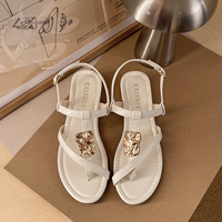 Accessoires métalliques de mode en relief avec sangles surélevées pour chaussures, sandales et pantoufles pour femmes